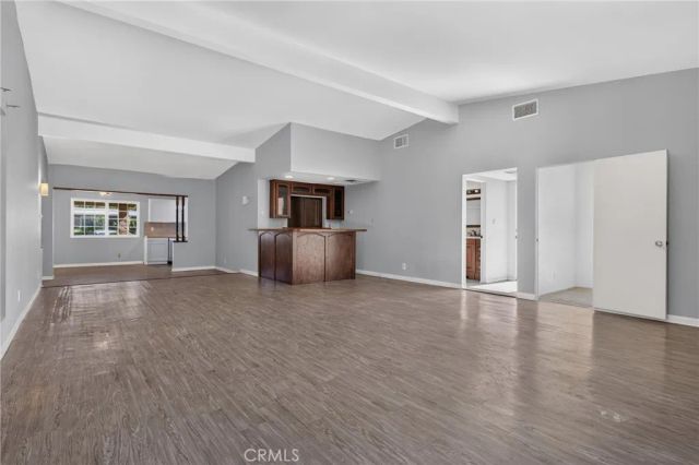19448 Blythe, Reseda, CA 91335