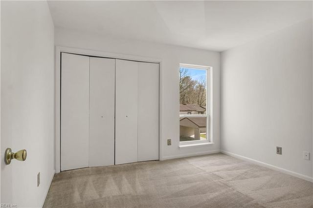 11 Spring W, Williamsburg, VA 23188