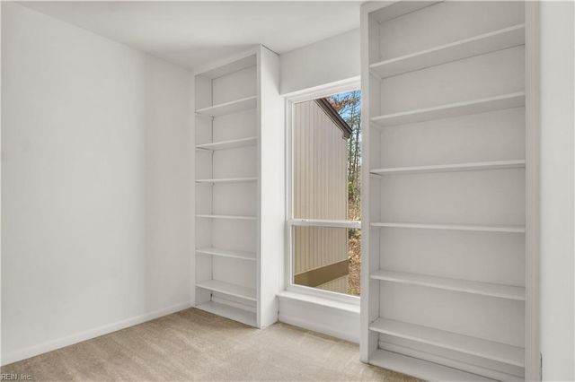 11 Spring W, Williamsburg, VA 23188