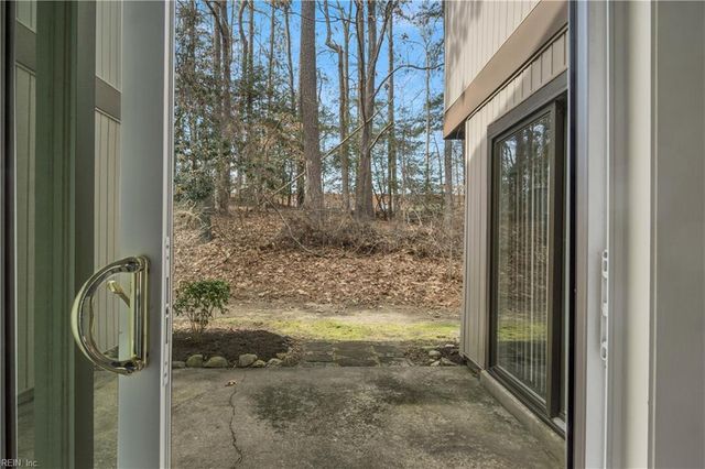 11 Spring W, Williamsburg, VA 23188