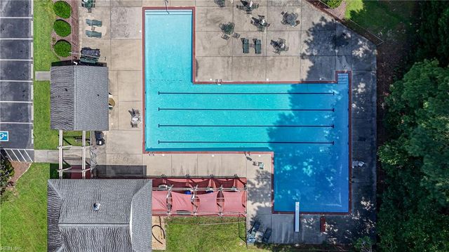 11 Spring W, Williamsburg, VA 23188