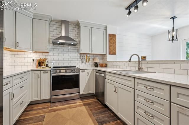 7315 Brentford Drive, Colorado Springs, CO 80919