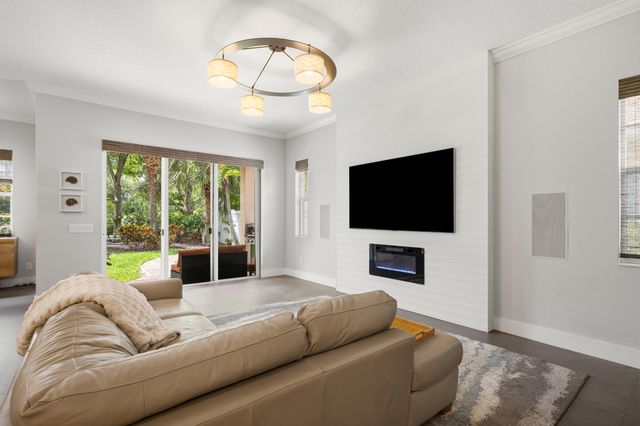 310 San Remo Drive, Jupiter, FL 33458