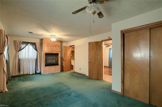 47 Azalea DR, Hampton, VA 23669