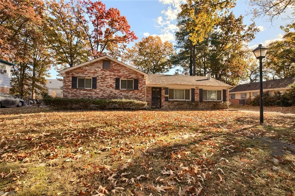 47 Azalea DR, Hampton, VA 23669