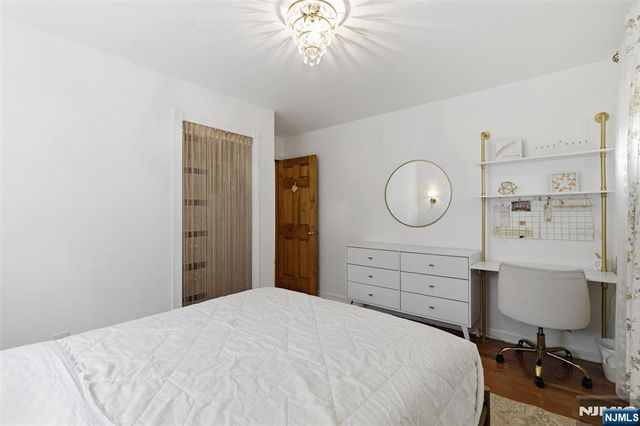 312 6th Street, Palisades Park, NJ 07650