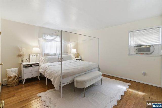 312 6th Street, Palisades Park, NJ 07650