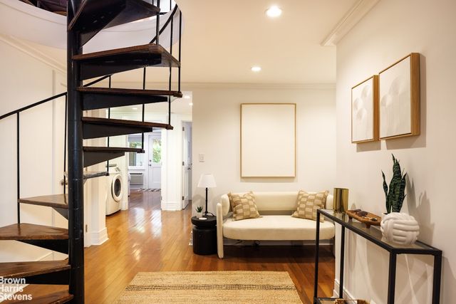 408 HENRY Street, New York City, NY 11201