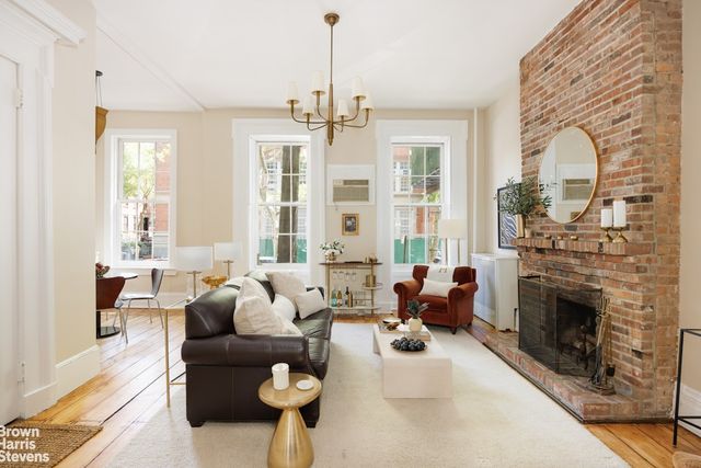 408 HENRY Street, New York City, NY 11201