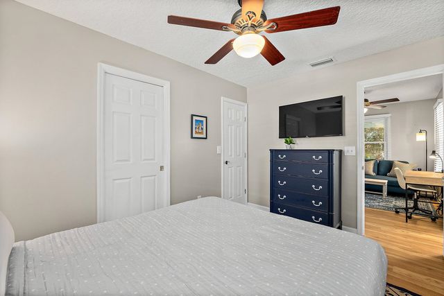 12 Sylvan Dr, St Augustine, FL 32084