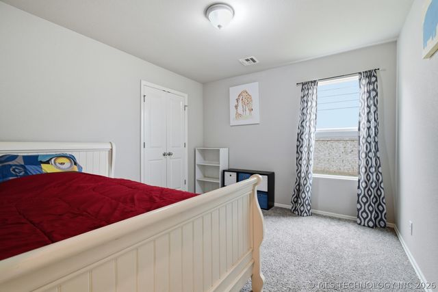 7312 S Indianwood Avenue, Broken Arrow, OK 74011