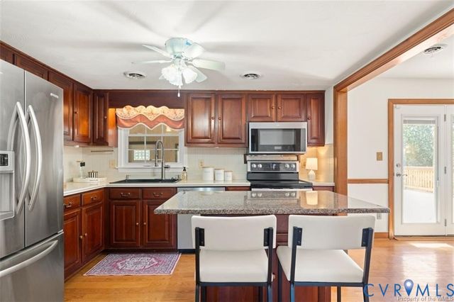 103 Tanbark Ln, Williamsburg, VA 23188