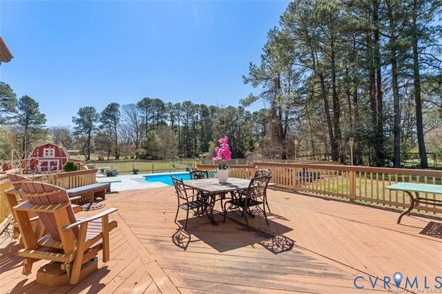 103 Tanbark Ln, Williamsburg, VA 23188