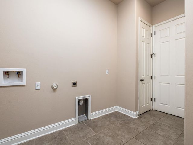 7407 Senger PL 27, Austin, TX 78726