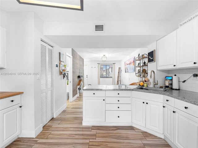 1805 SW 107th Ave 2601, Miami, FL 33165