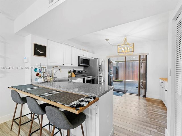 1805 SW 107th Ave 2601, Miami, FL 33165