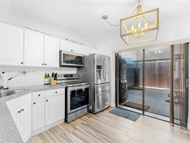 1805 SW 107th Ave 2601, Miami, FL 33165