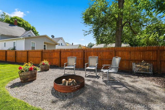 69 Pearl Street, Sparta, MI 49345