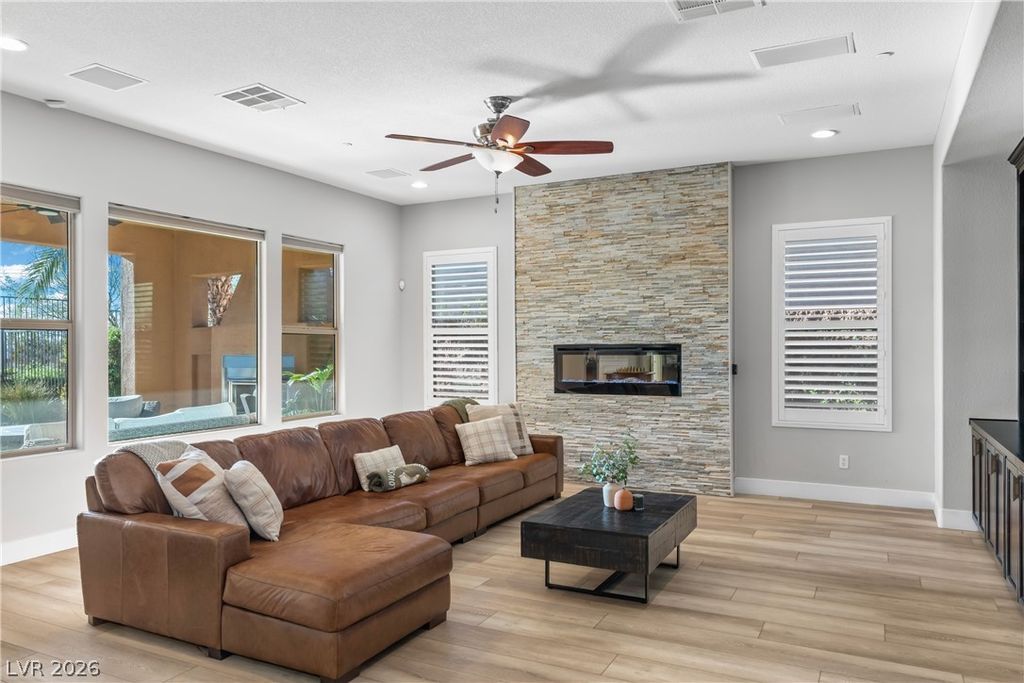 27 Contrada Fiore Drive, Henderson, NV 89011 — photo 4
