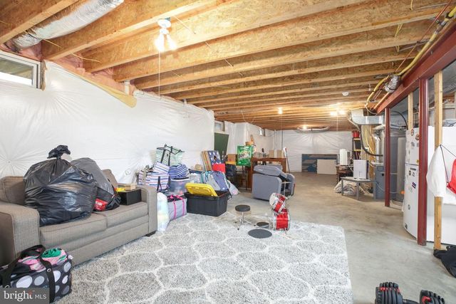 6012 HOT SPRING LN, Fredericksburg, VA 22407