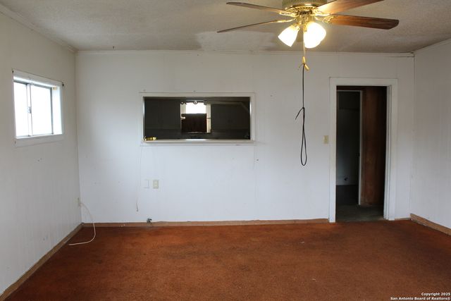 2043 SPUR ST, New Braunfels, TX 78130