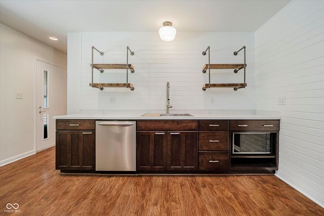 701 Hawthorn Road, New Castle, IN 47362