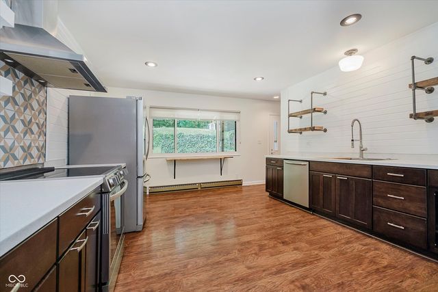 701 Hawthorn Road, New Castle, IN 47362