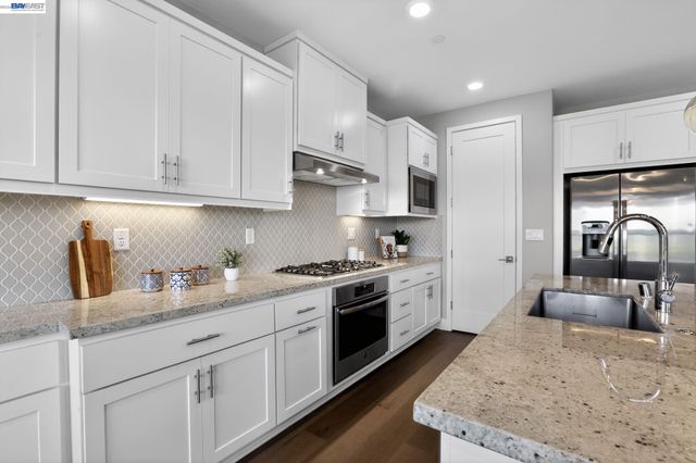 878 Via Palermo, San Ramon, CA 94583