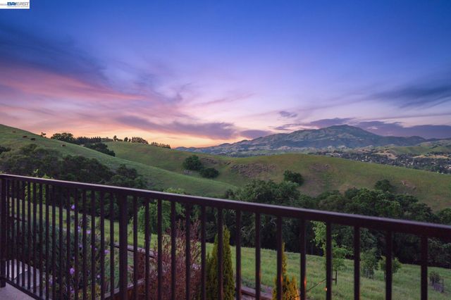 878 Via Palermo, San Ramon, CA 94583