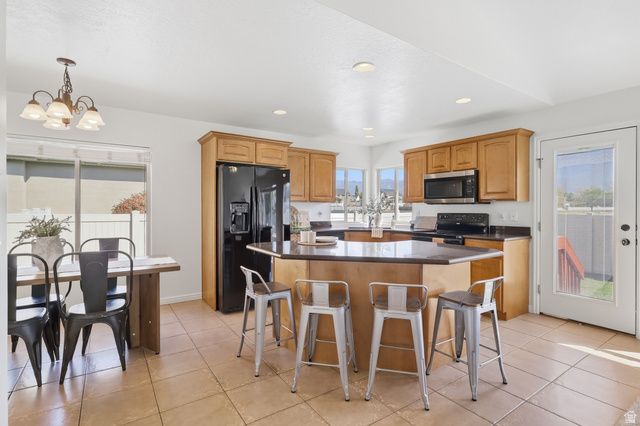 1018 N 2325 W, Layton, UT 84041