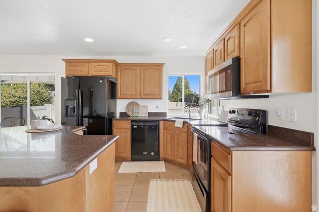 1018 N 2325 W, Layton, UT 84041