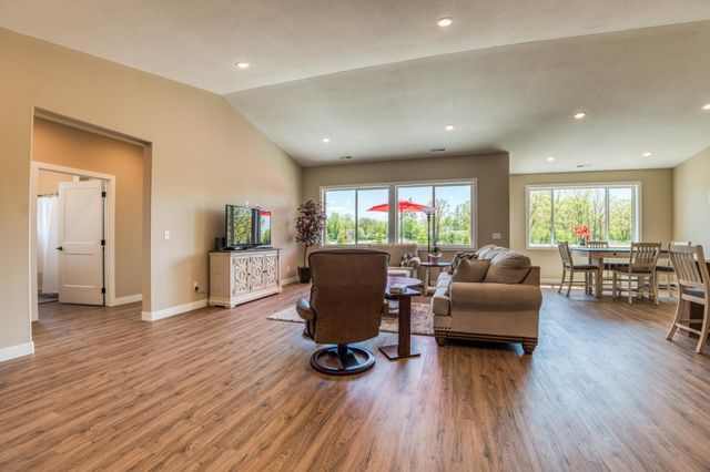 302 Shortcut Lane SW, Bemidji, MN 56601