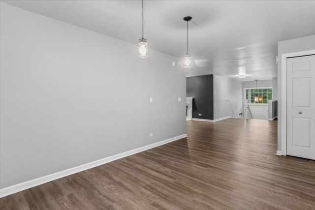 1458 Whitespire Court, Naperville, IL 60565