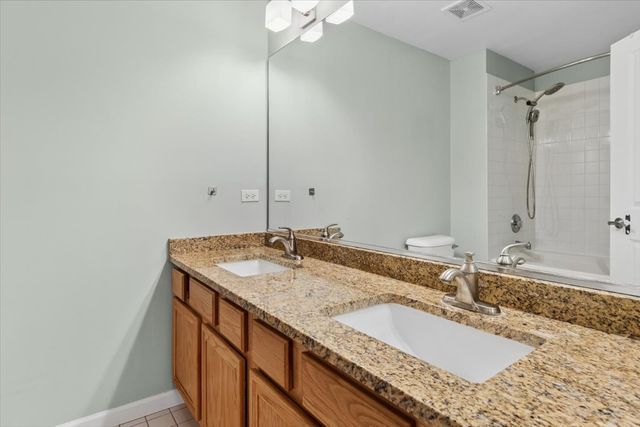 1458 Whitespire Court, Naperville, IL 60565