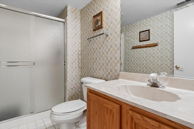1458 Whitespire Court, Naperville, IL 60565