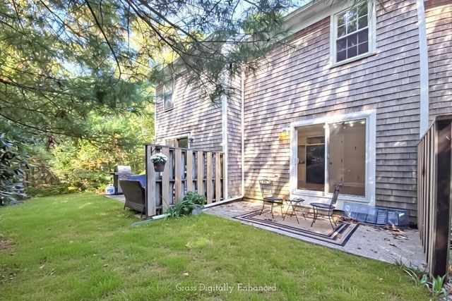 300 Falmouth Rd 18E, Mashpee, MA 02649