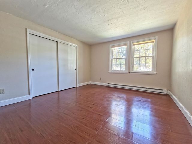 300 Falmouth Rd 18E, Mashpee, MA 02649