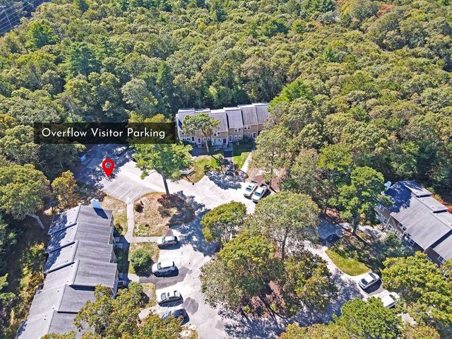 300 Falmouth Rd 18E, Mashpee, MA 02649