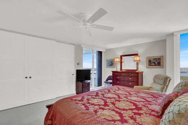 5510 N Ocean Drive 22d, Singer Island, FL 33404