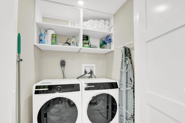 5510 N Ocean Drive 22d, Singer Island, FL 33404