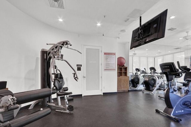 5510 N Ocean Drive 22d, Singer Island, FL 33404