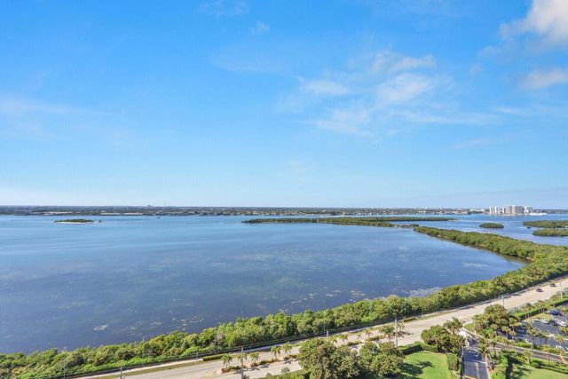 5510 N Ocean Drive 22d, Singer Island, FL 33404