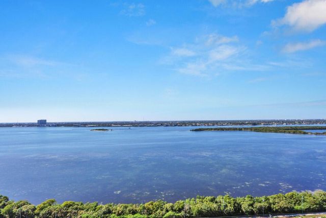 5510 N Ocean Drive 22d, Singer Island, FL 33404