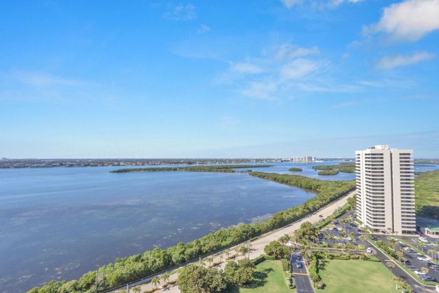 5510 N Ocean Drive 22d, Singer Island, FL 33404