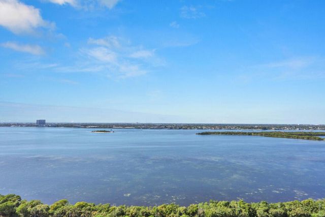 5510 N Ocean Drive 22d, Singer Island, FL 33404