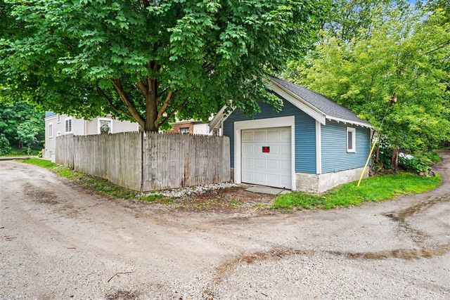 15 Auburn Avenue, Grand Rapids, MI 49506
