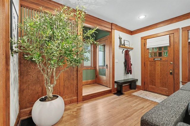 15 Auburn Avenue, Grand Rapids, MI 49506