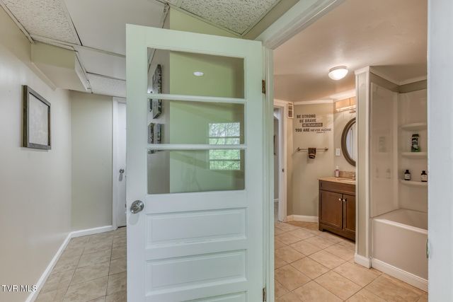 4728 Edens View Road, Kingsport, TN 37664