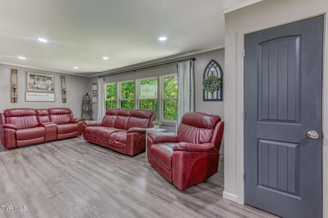 4728 Edens View Road, Kingsport, TN 37664