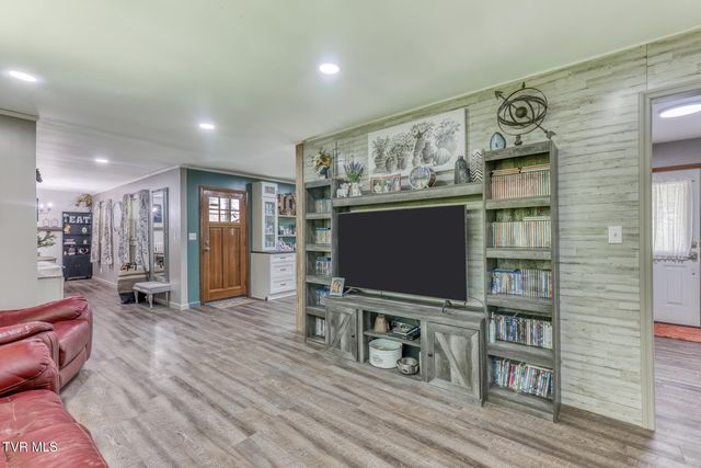 4728 Edens View Road, Kingsport, TN 37664